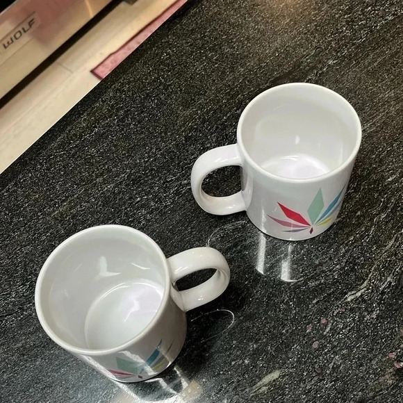 Coffee Mugs Colorful Leaf 420 design ( 2) mugs  NWOT never used - Picture 2 of 4